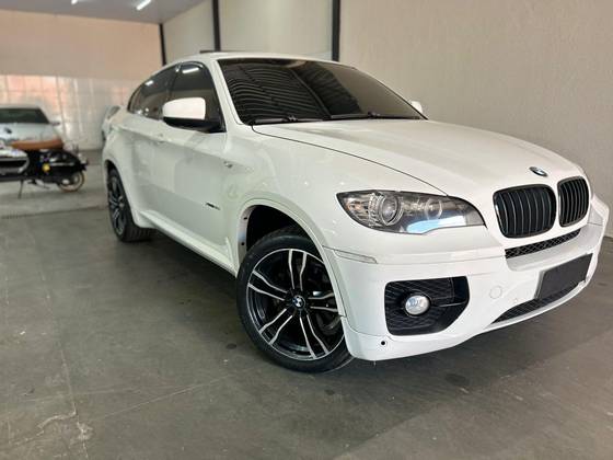 BMW X6 3.0 35I 4X4 COUPÉ 6 CILINDROS 24V GASOLINA 4P AUTOMÁTICO BMW X6 3.0 35I 4X4 COUPÉ 6 CILINDROS 24V GASOLINA 4P AUTOMÁTICO